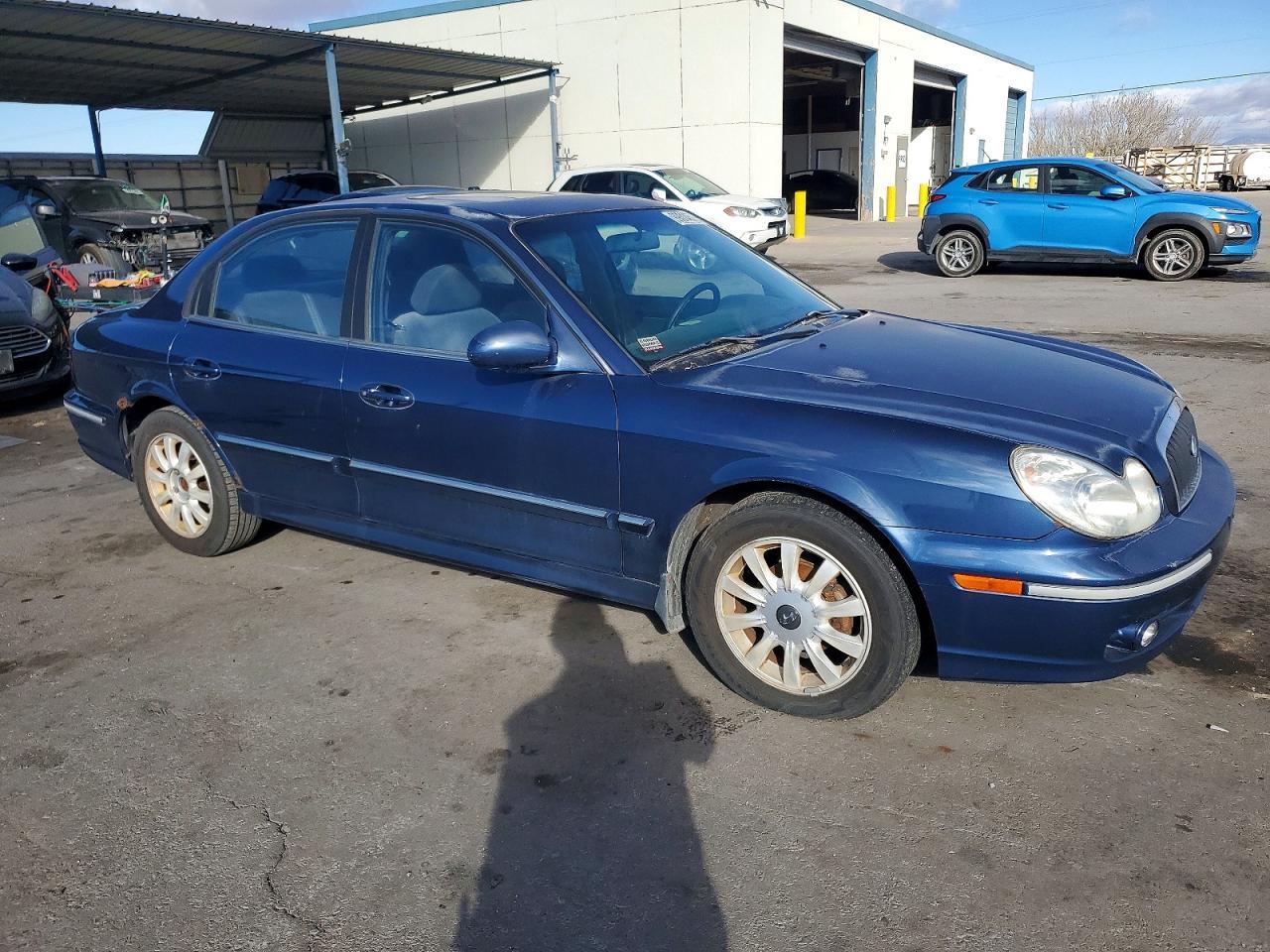 2003 Hyundai Sonata - Image 4