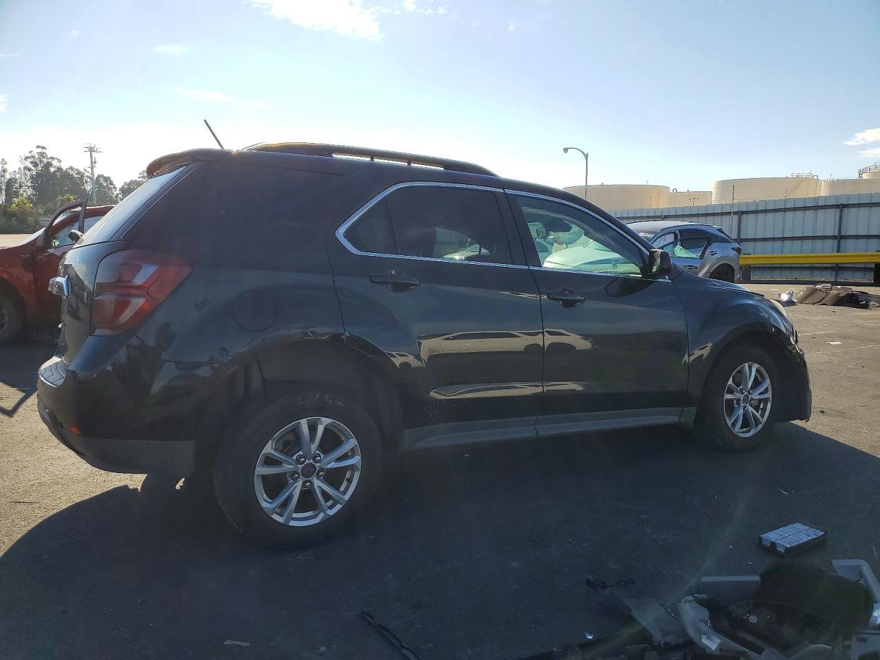 2017 Chevrolet Equinox Lt - Image 3