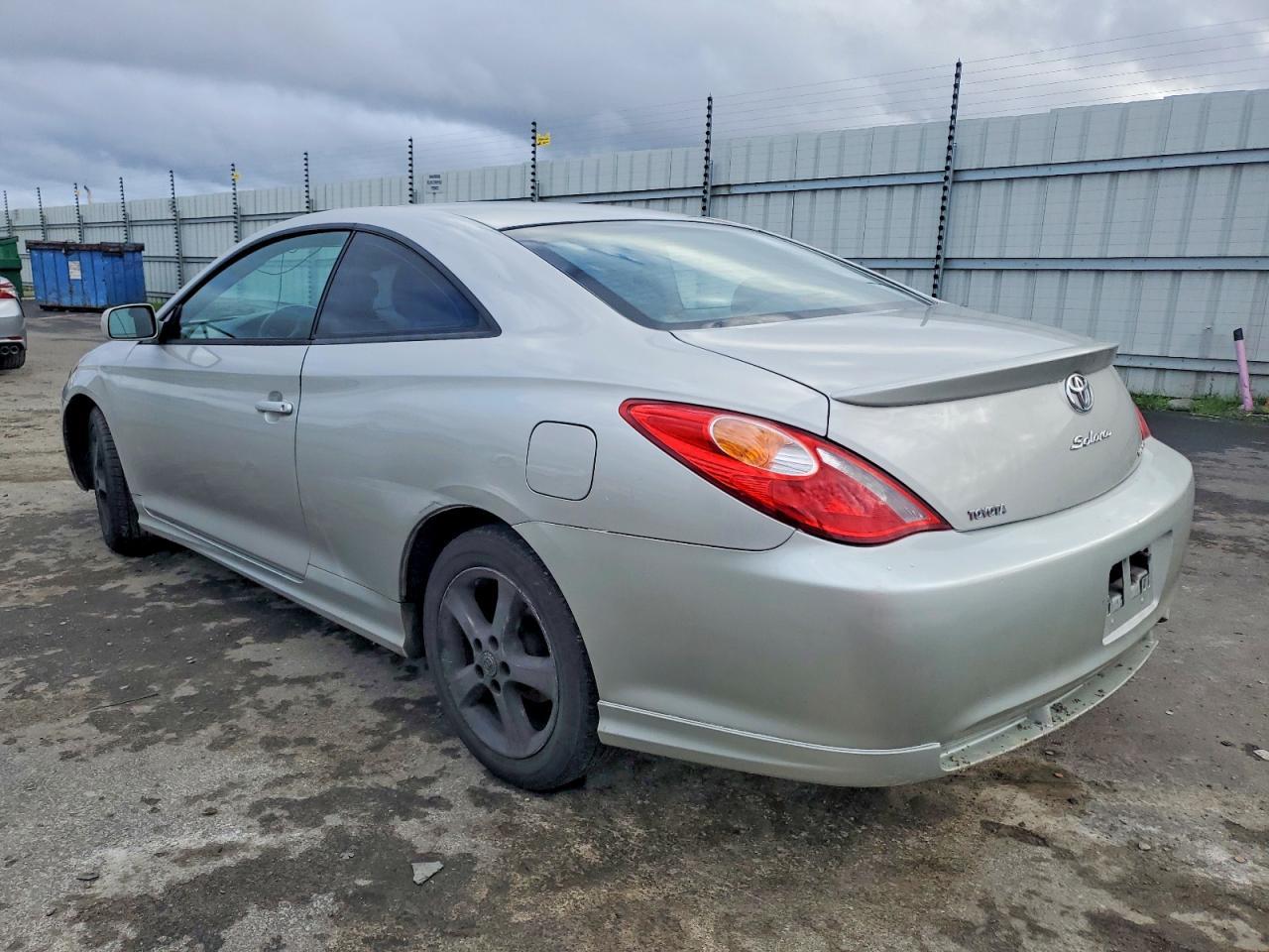 2005 Toyota Camry Solara Se - Image 2