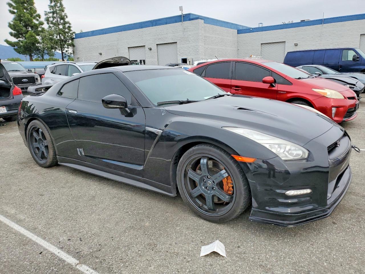 2015 Nissan Gt-R Premium - Фото 4