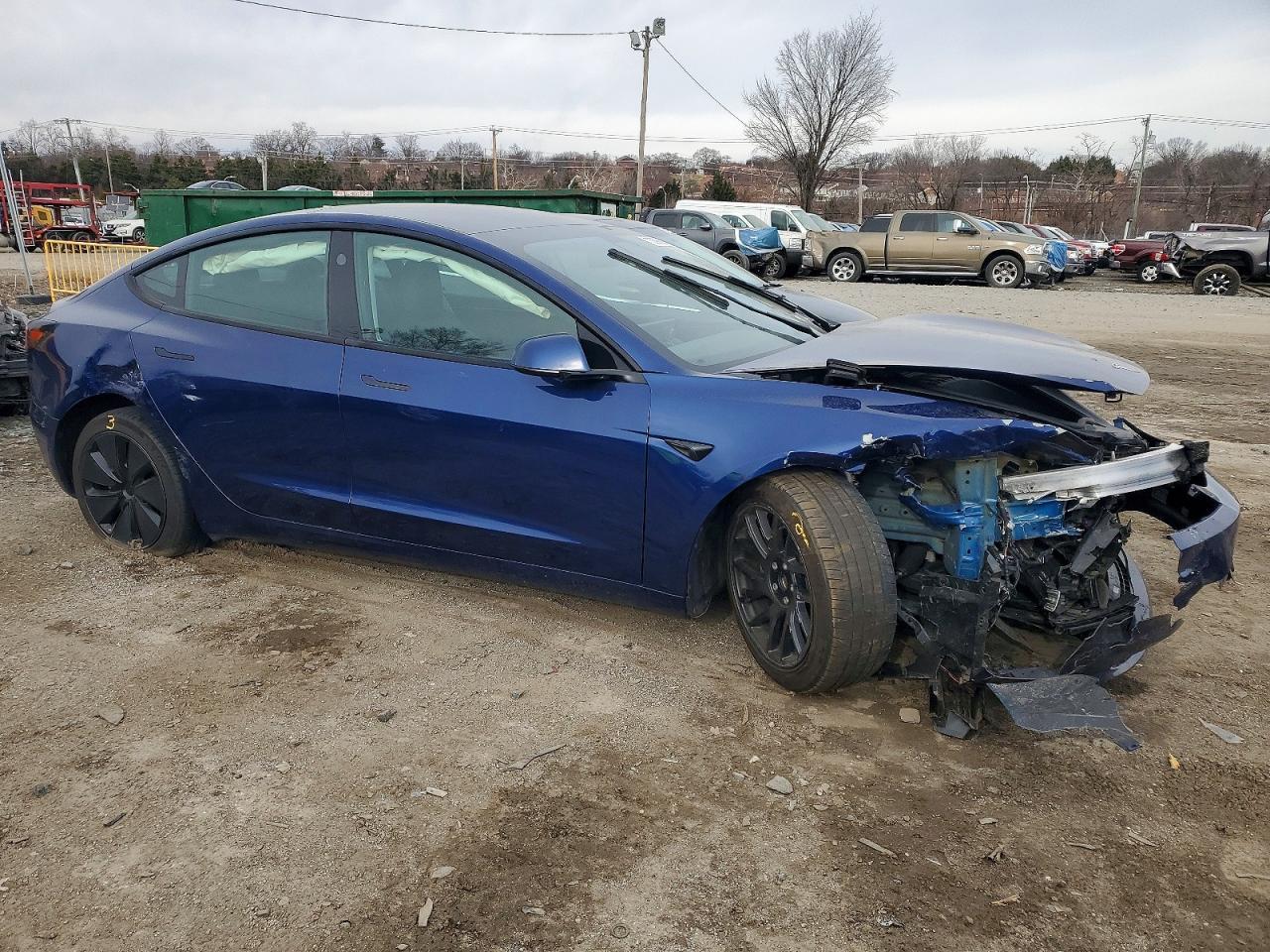 2024 Tesla Model 3 - Фото 4