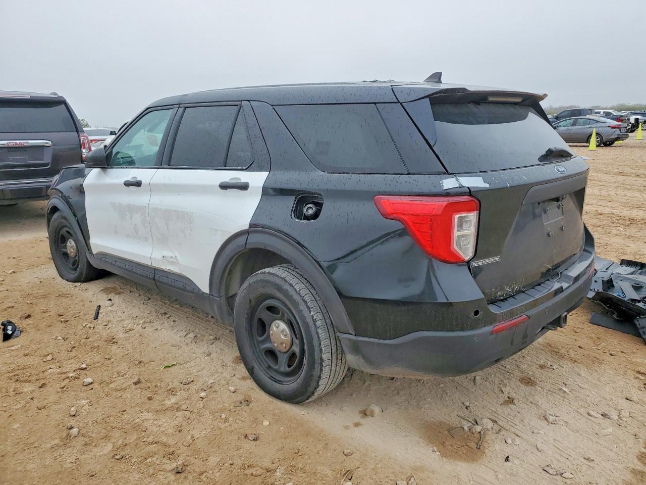 2022 Ford Explorer Police Interceptor - Image 2