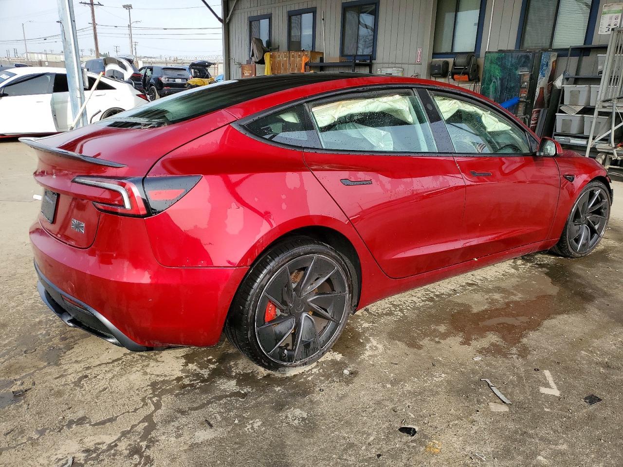 2025 Tesla Model 3 - Image 3