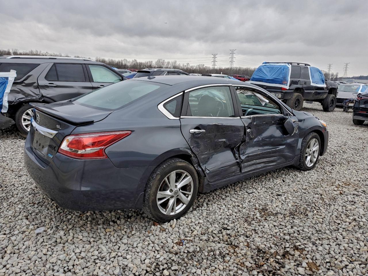 2013 Nissan Altima 2.5 - Фото 3
