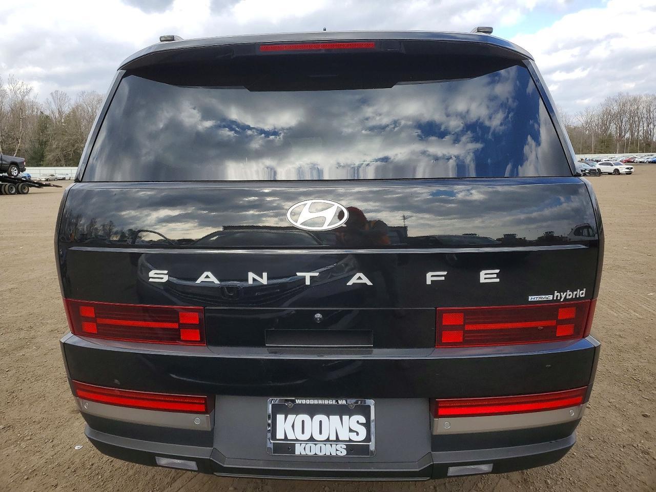 2026 Hyundai Santa Fe Hybrid - Image 6