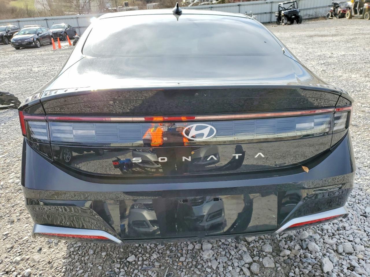 2025 Hyundai Sonata Sel - Image 6