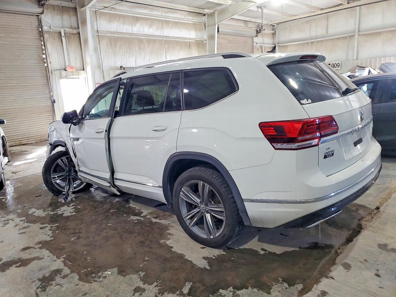 2018 Volkswagen Atlas Se - Фото 2