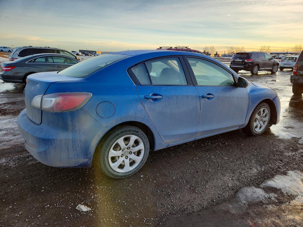 2013 Mazda 3 I - Фото 3