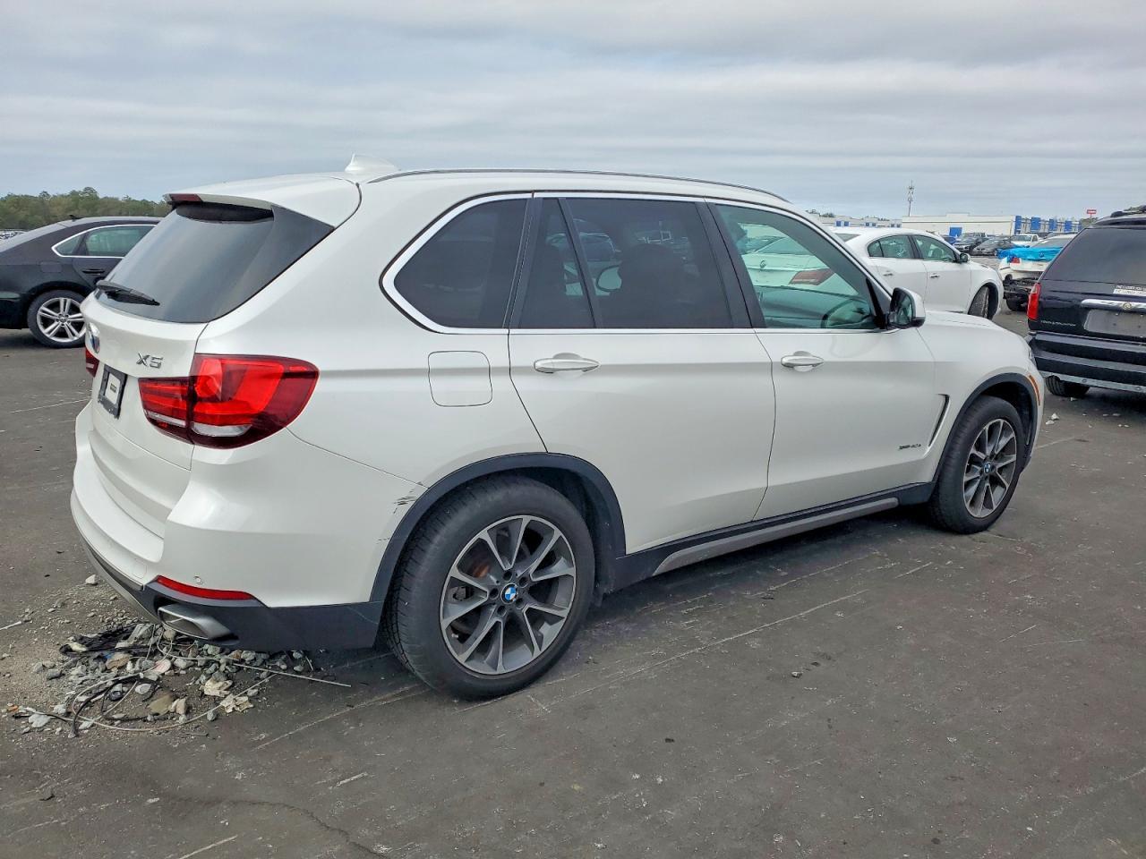 2016 BMW X5 Xdr40E - Image 3