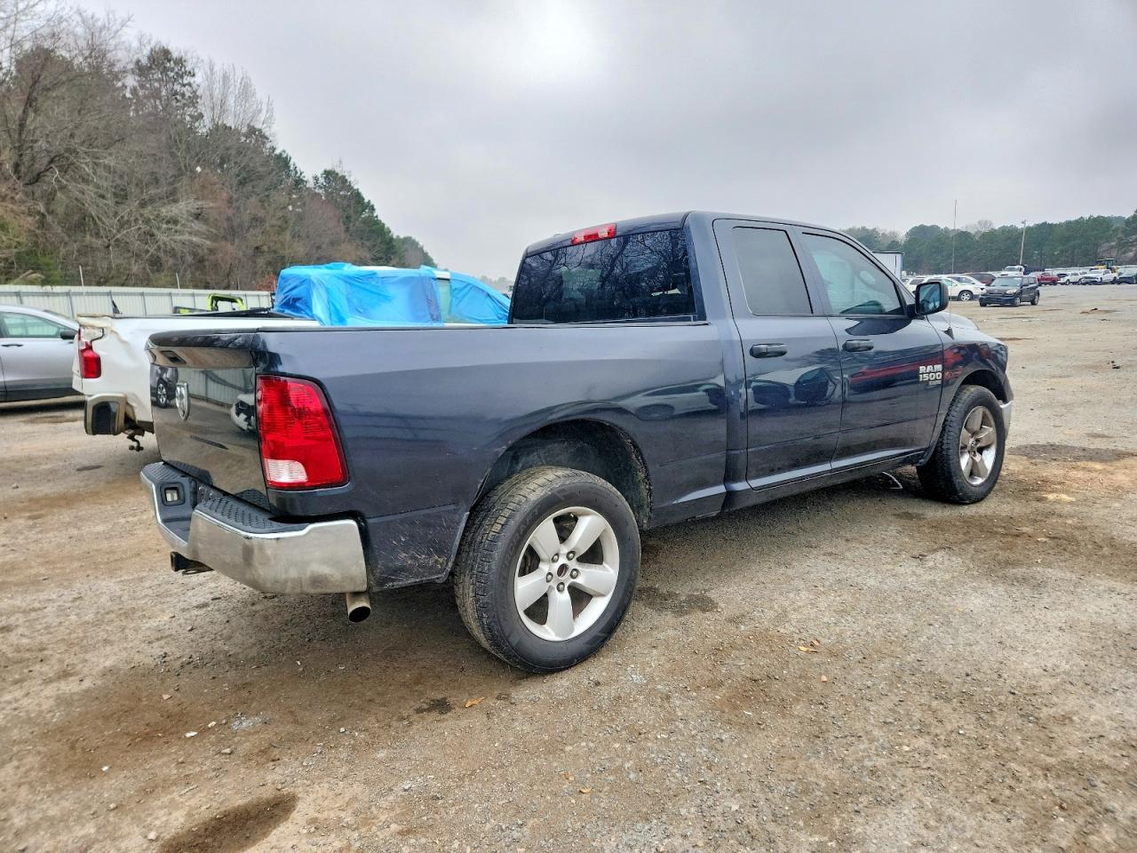 2019 Ram 1500 Classic Tradesman - Image 3
