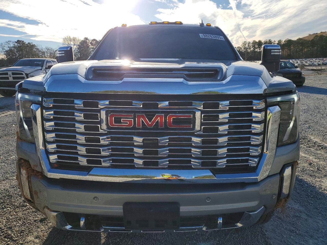 2025 GMC Sierra K2500 Denali - Фото 5