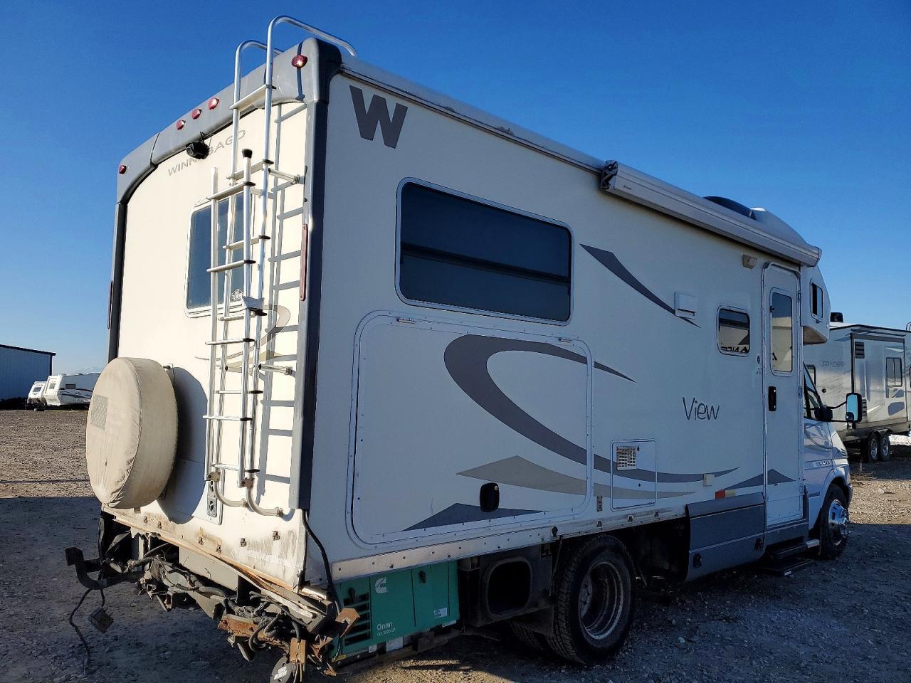 2006 Dodge Sprinter 3500 - Image 4