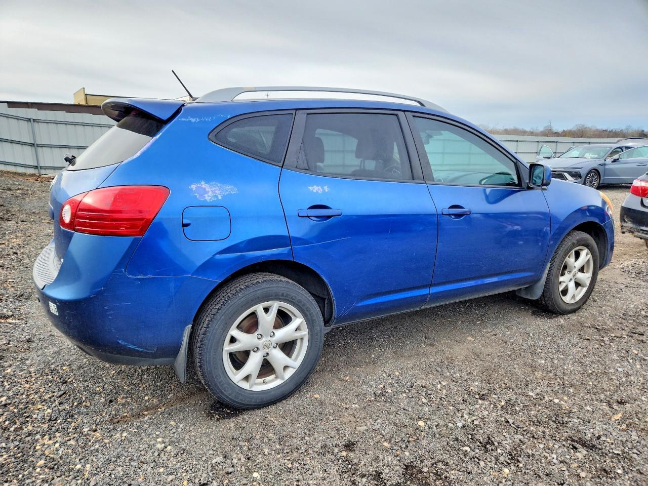 2008 Nissan Rogue S - Image 3