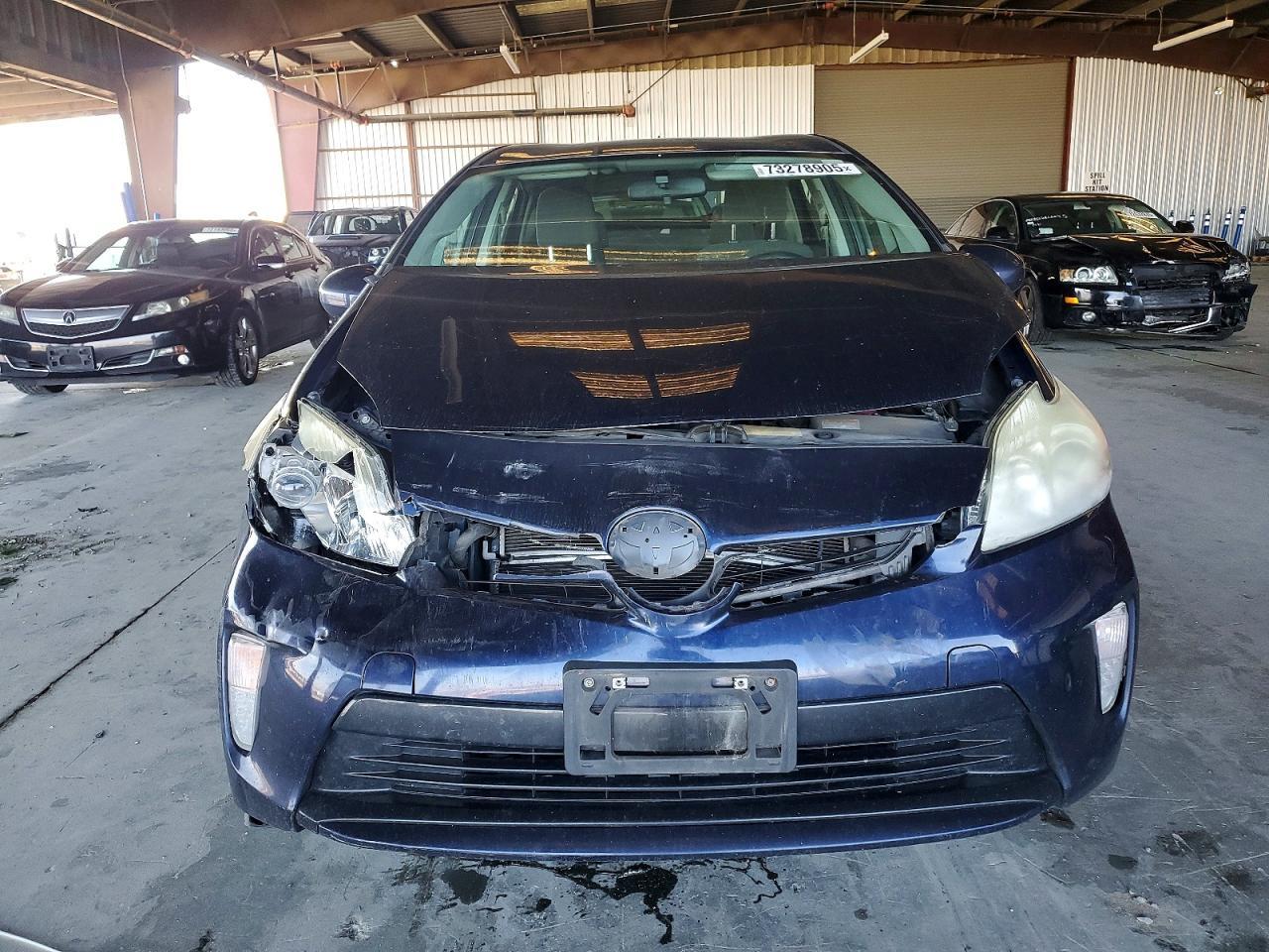 2013 Toyota Prius - Фото 5