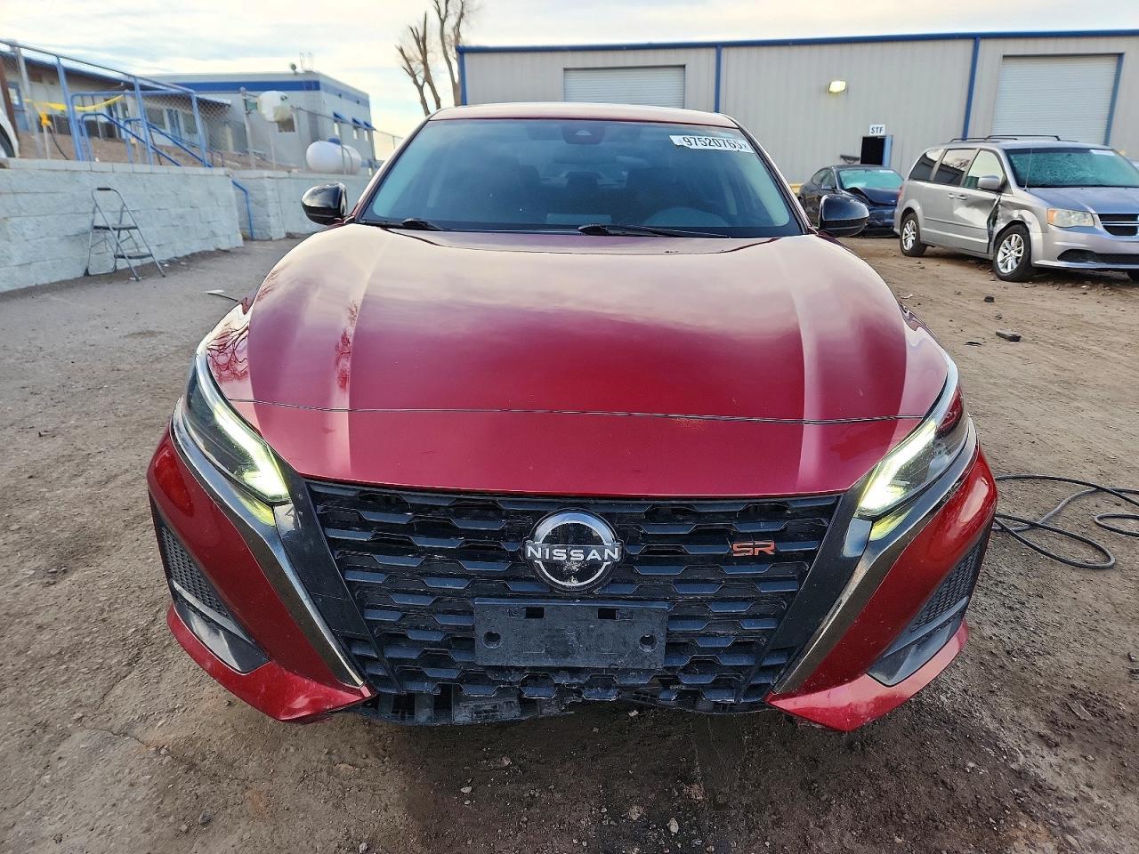 2023 Nissan Altima Sr - Image 5