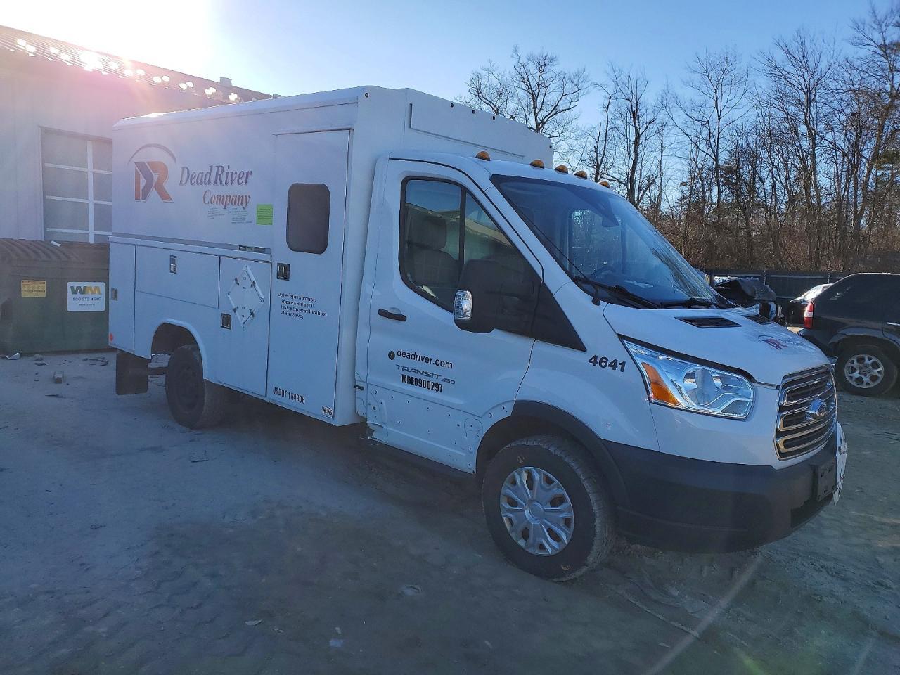 2017 Ford Transit Utility / Service Truck - Фото 4