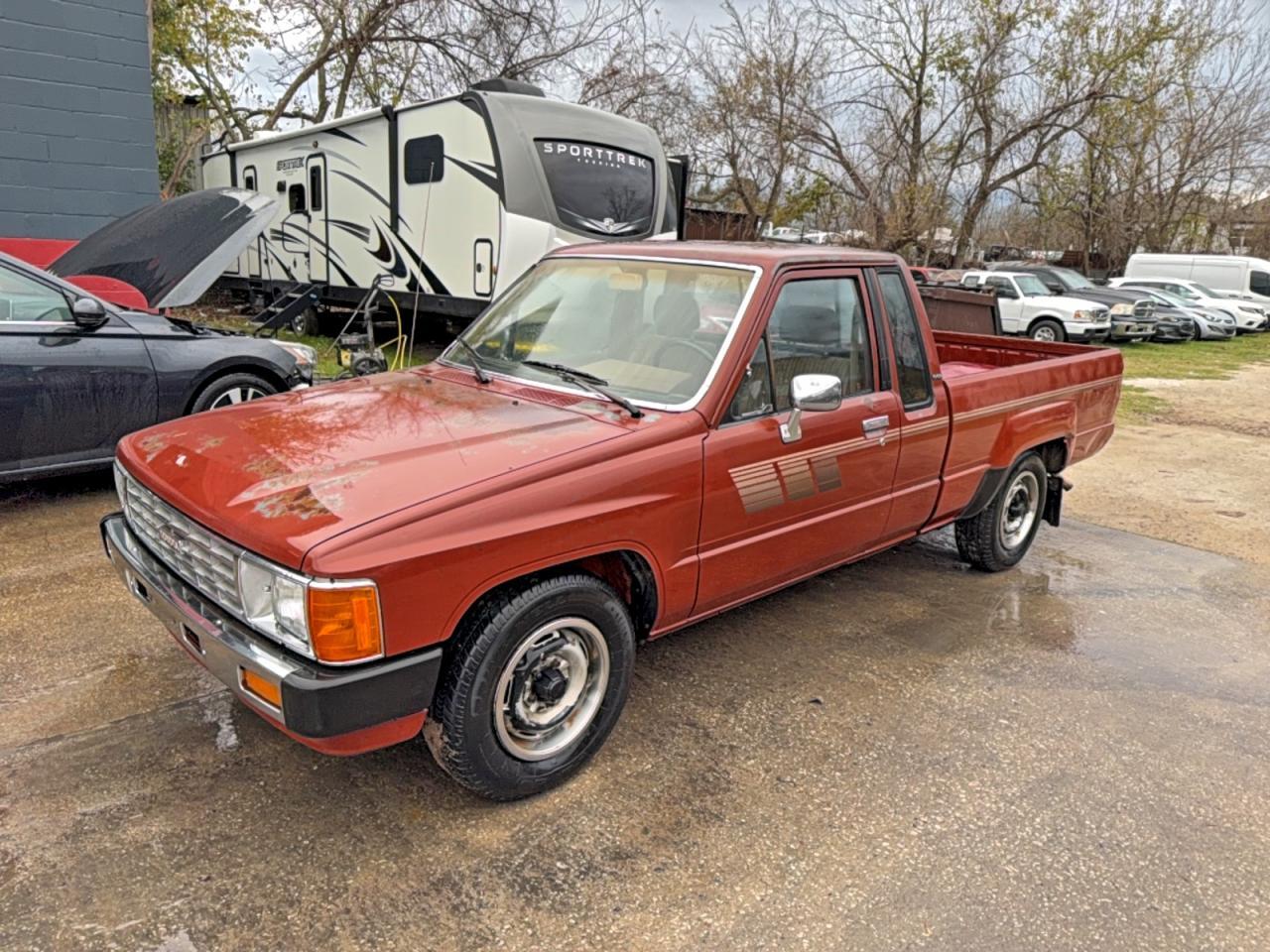 1985 Toyota Pickup Xtracab Rn56 Dlx - Image 2