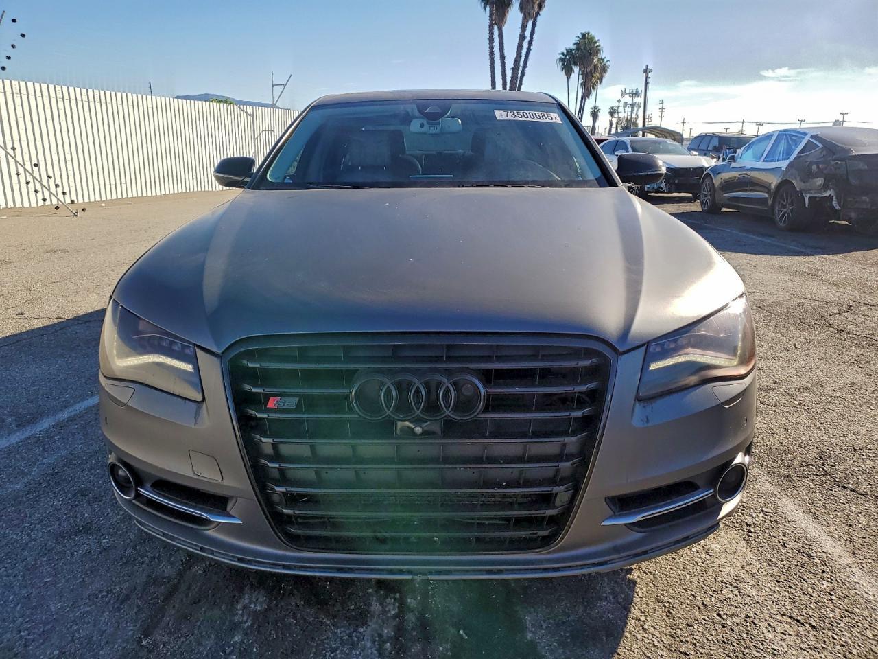 2013 Audi S8 Quattro - Фото 5