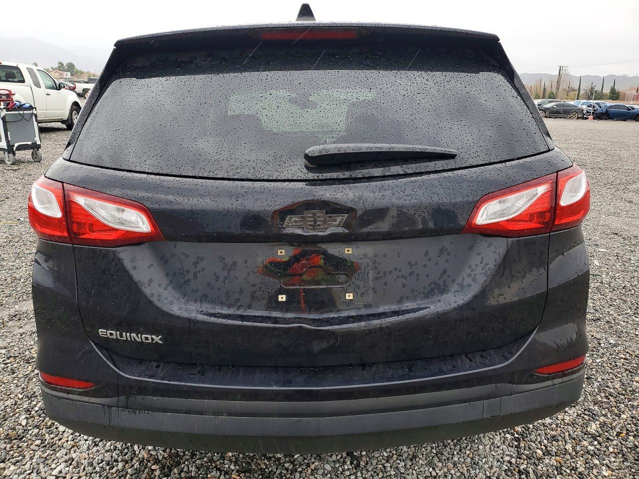 2020 Chevrolet Equinox Ls - Фото 6