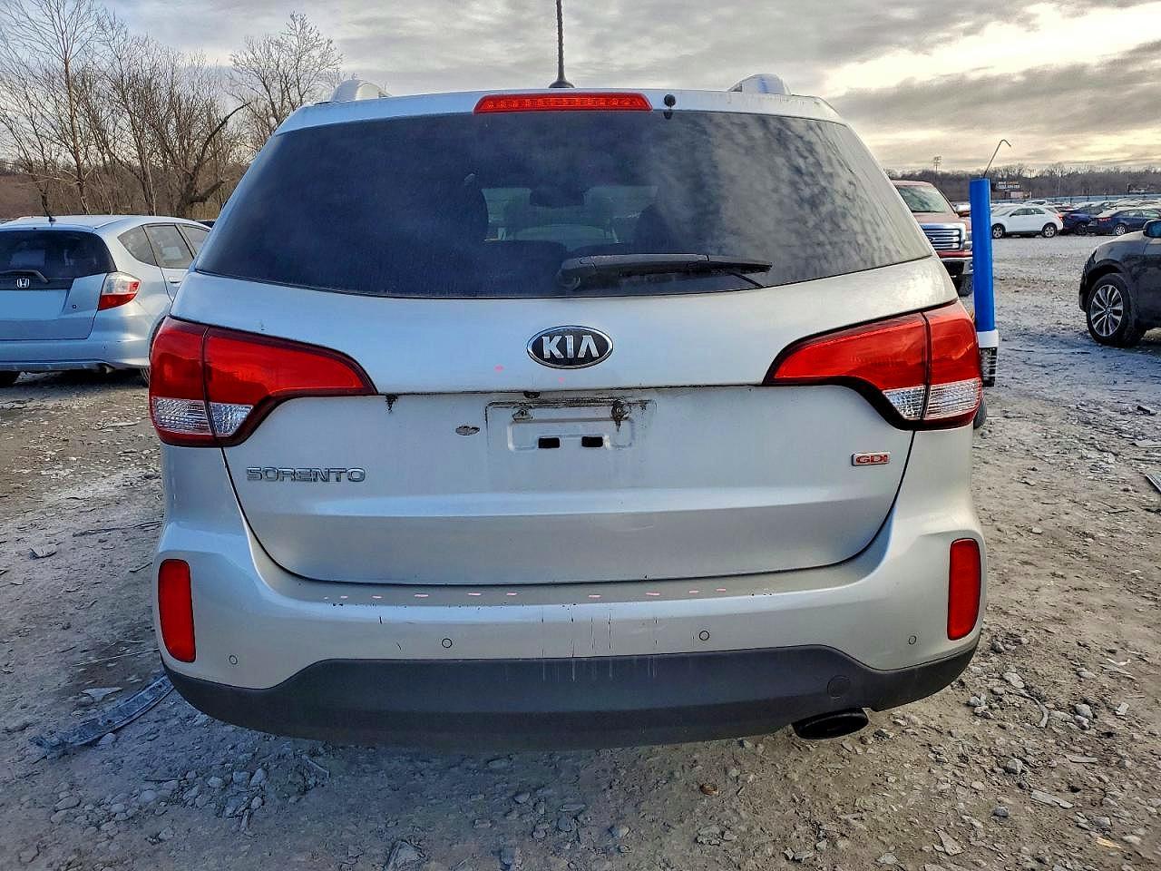 2014 Kia Sorento Lx - Image 6