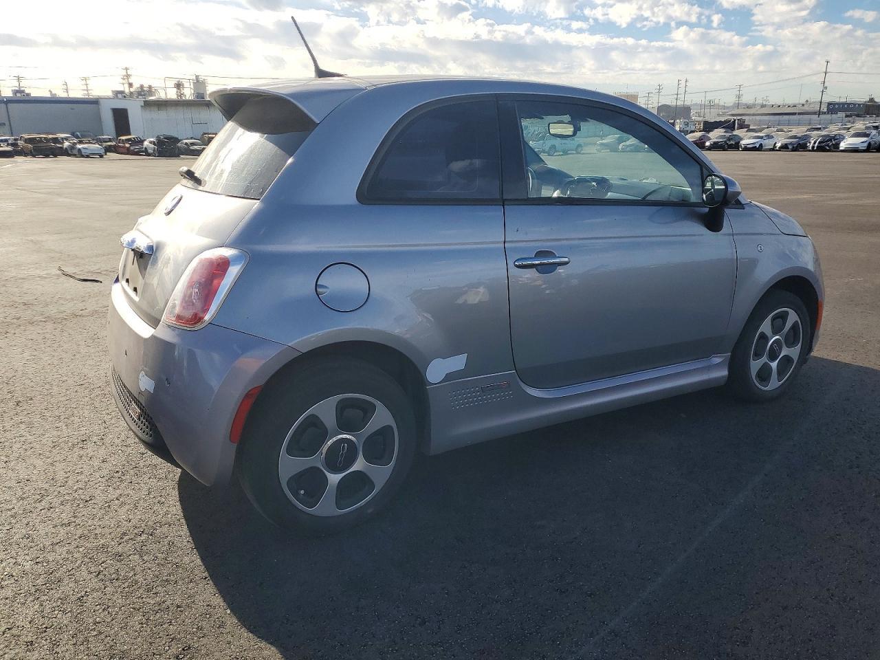 2016 Fiat 500 Electric - Фото 3