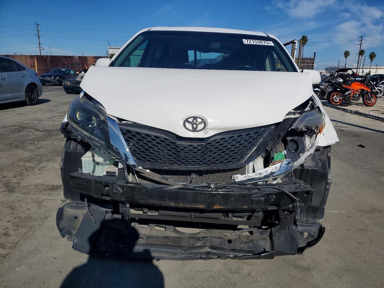 2016 Toyota Sienna Se Premium - Image 5