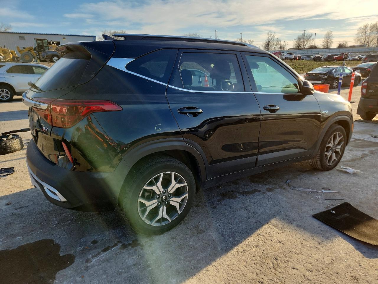 2021 Kia Seltos Ex - Фото 3