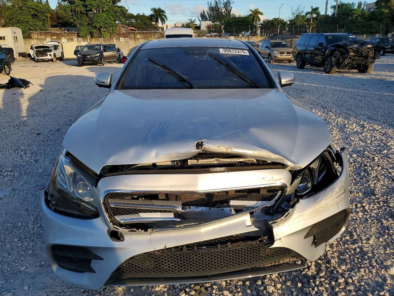 2019 Mercedes-Benz E 300 - Image 5