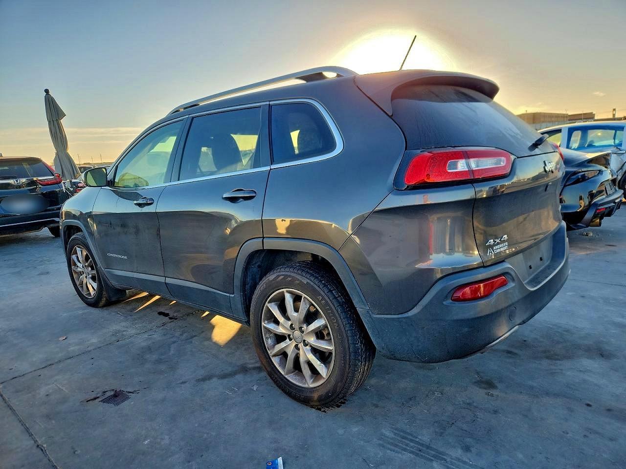 2014 Jeep Cherokee Limited - Image 2