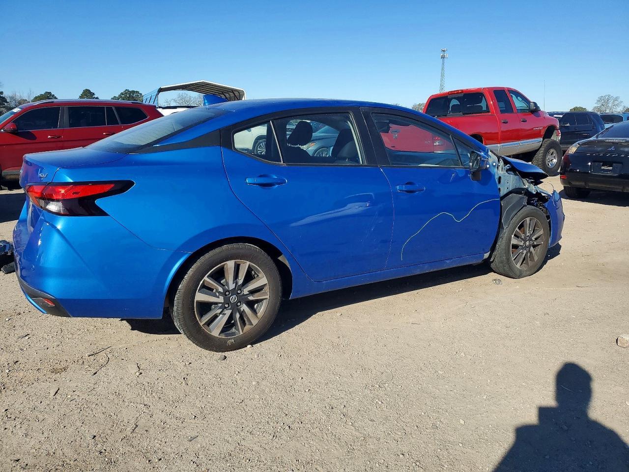 2021 Nissan Versa Sv - Фото 3