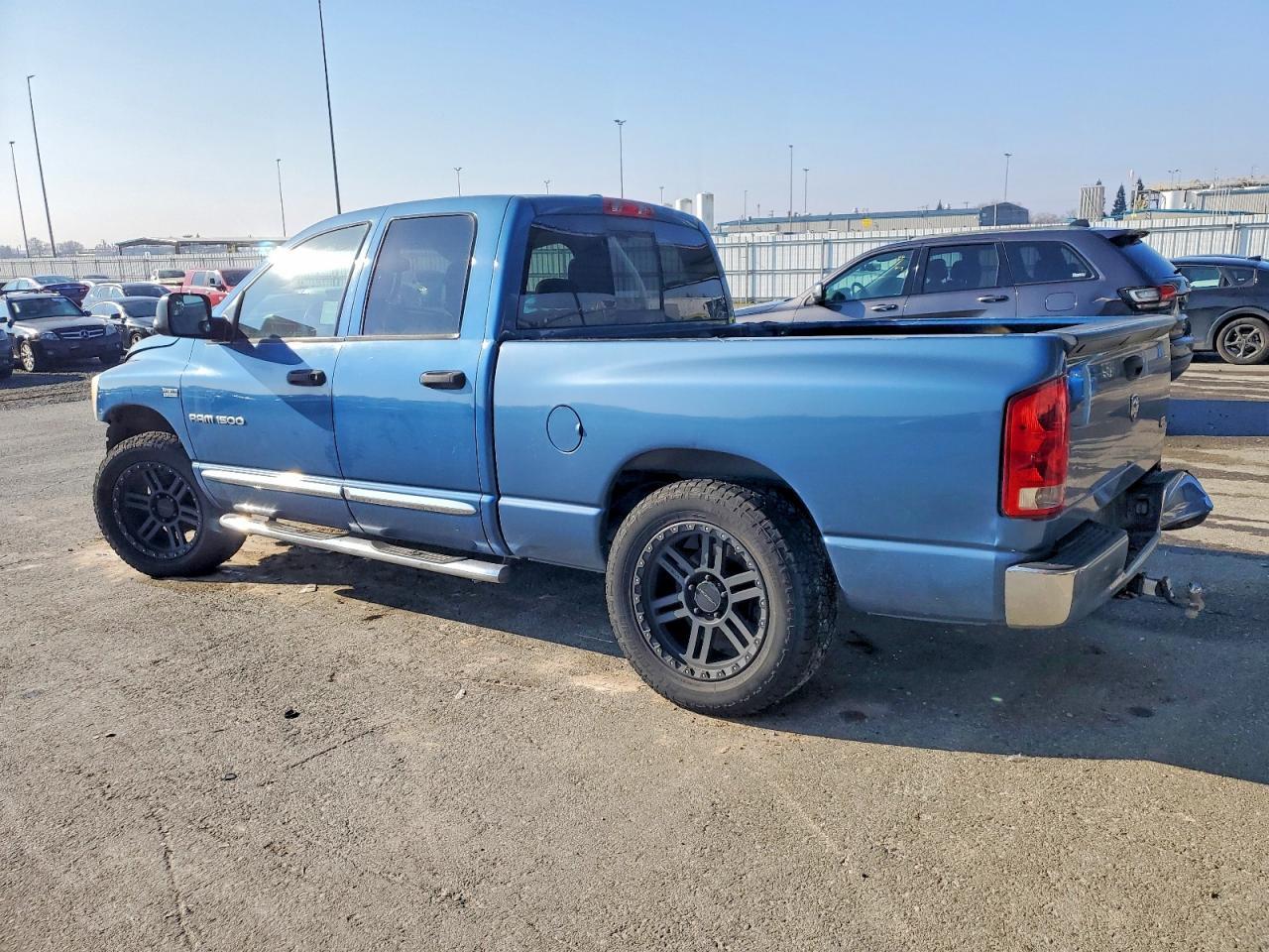 2006 Dodge Ram 1500 St - Фото 2