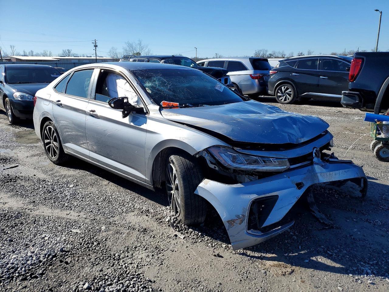 2025 Volkswagen Jetta Sport - Image 4