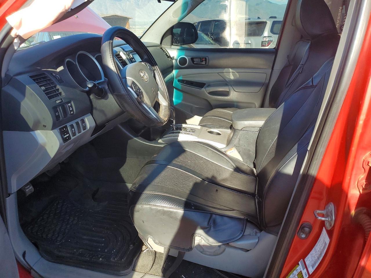 2015 Toyota Tacoma Double Cab - Image 7
