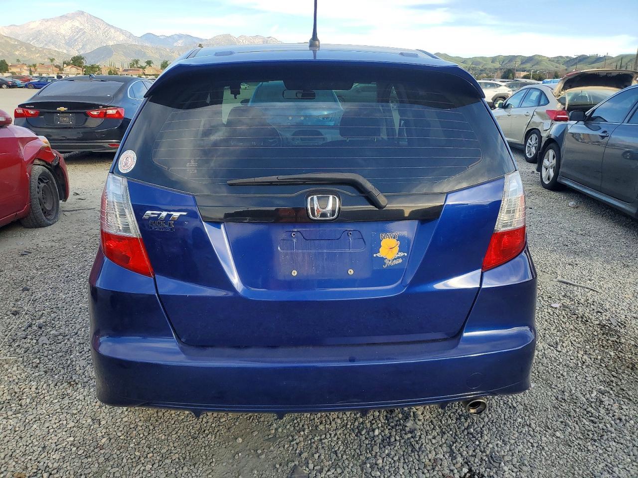 2011 Honda Fit Sport - Фото 6