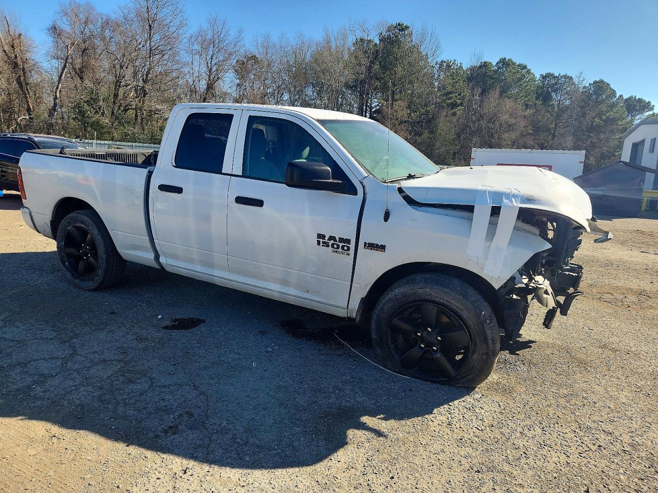 2019 Ram 1500 Classic Tradesman - Image 4