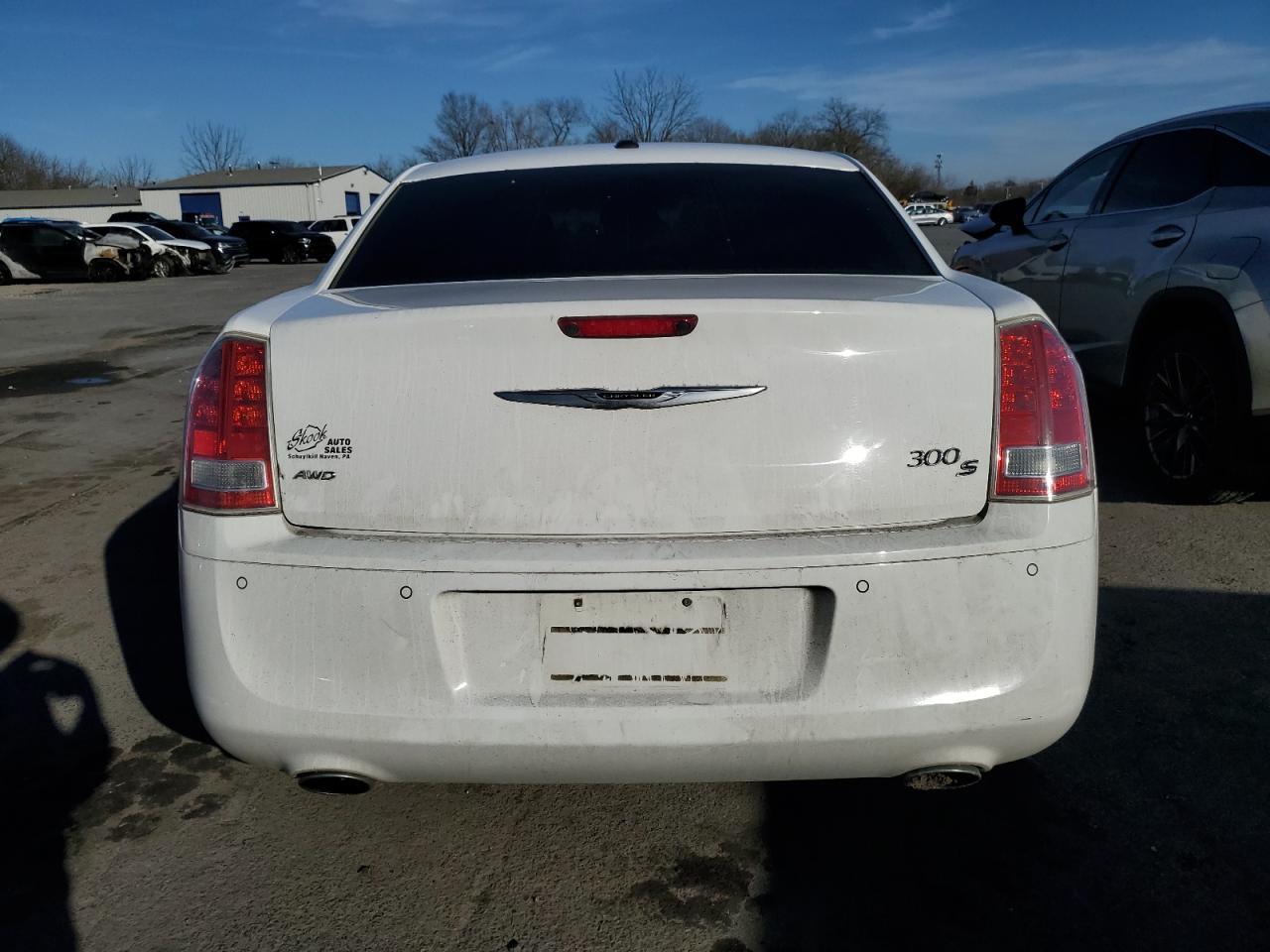 2012 Chrysler 300 S - Image 6