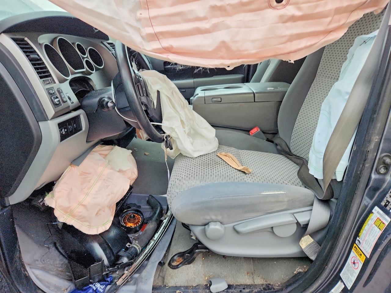 2010 Toyota Tundra Crewmax Sr5 - Image 7