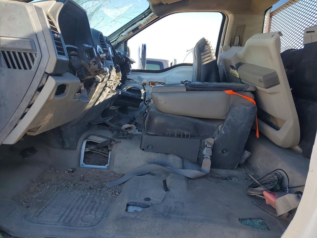 2018 Ford F550 Super Duty - Image 7