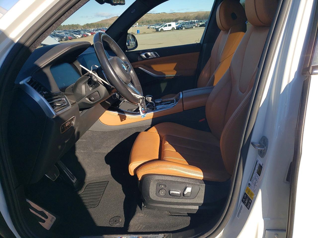 2021 BMW X5 xDrive40I - Фото 7