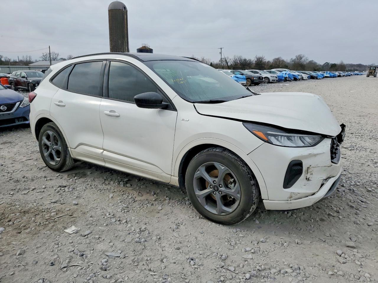 2024 Ford Escape St Line - Image 4