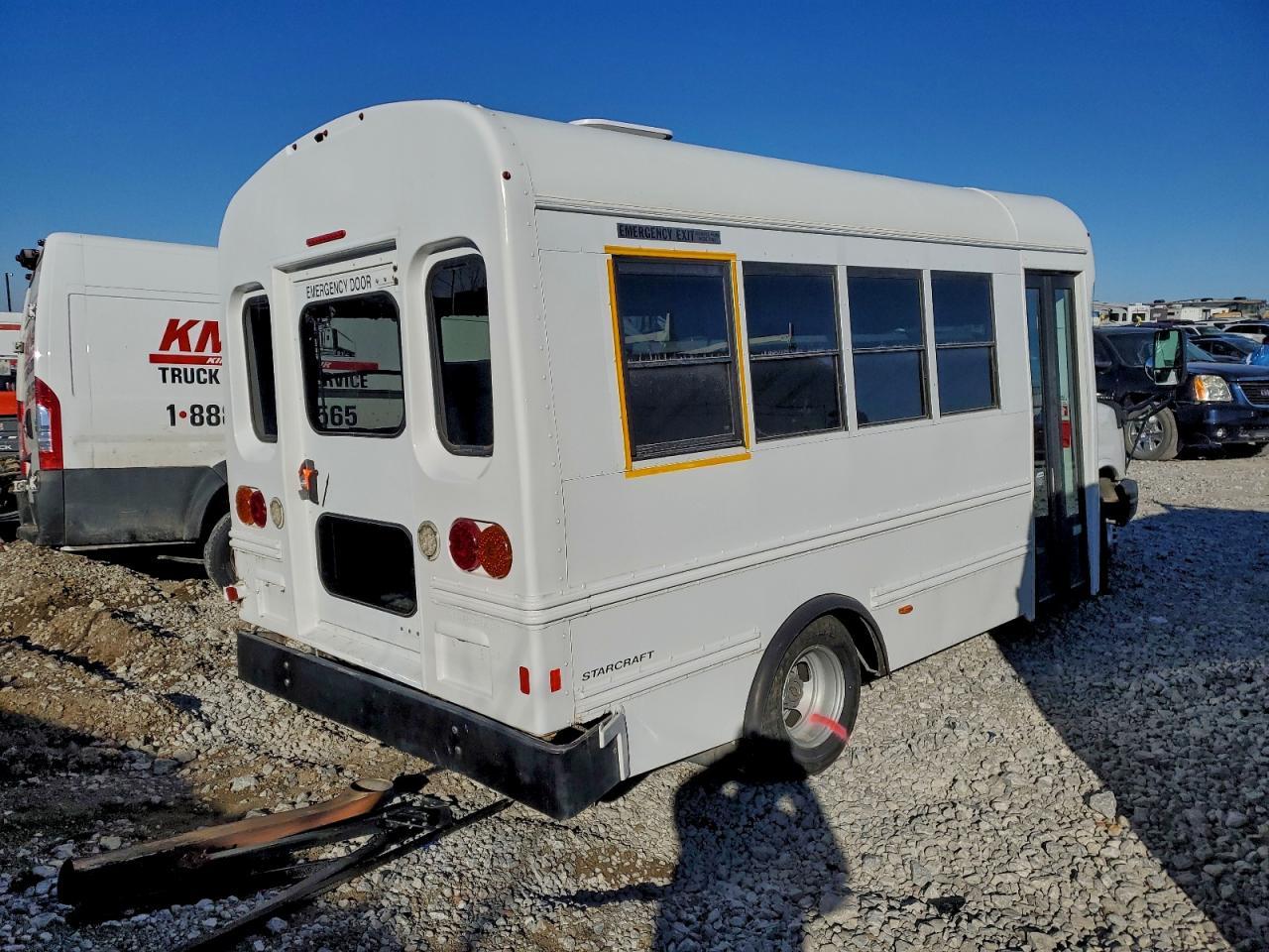 2014 Chevrolet Express G3500 Shuttle Bus - Фото 3