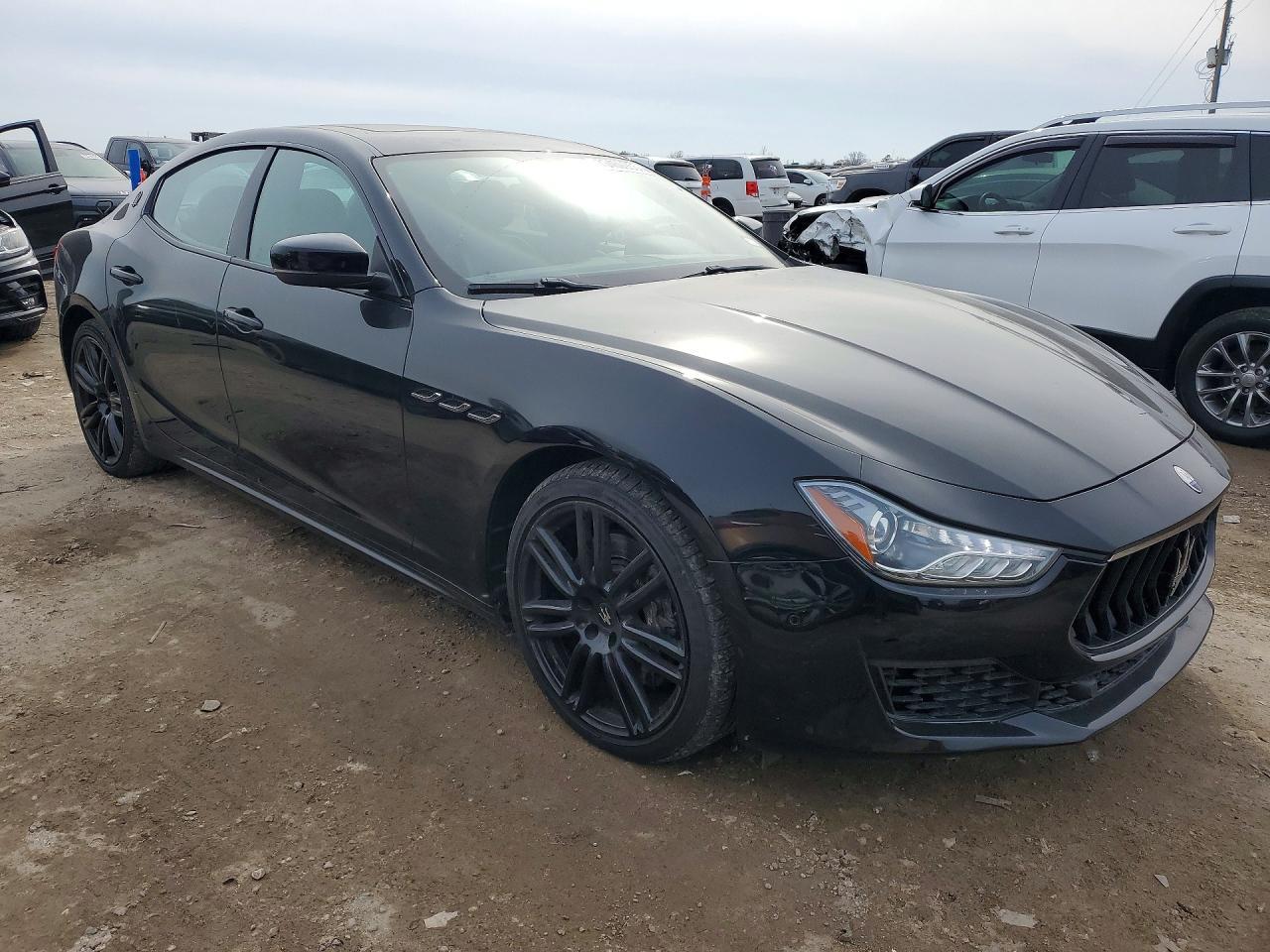 2018 Maserati Ghibli - Фото 4