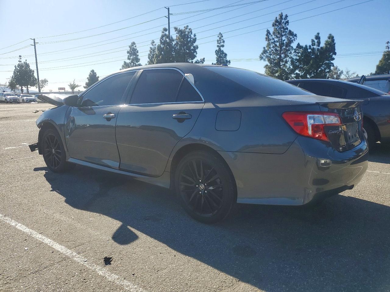2012 Toyota Camry Se - Image 2