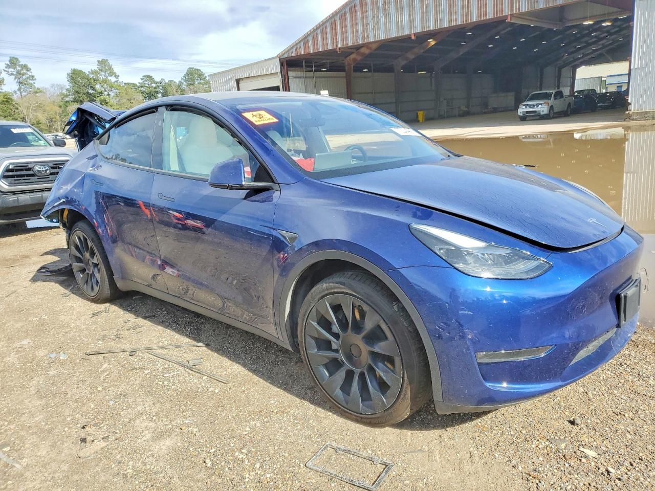 2024 Tesla Model Y - Фото 4