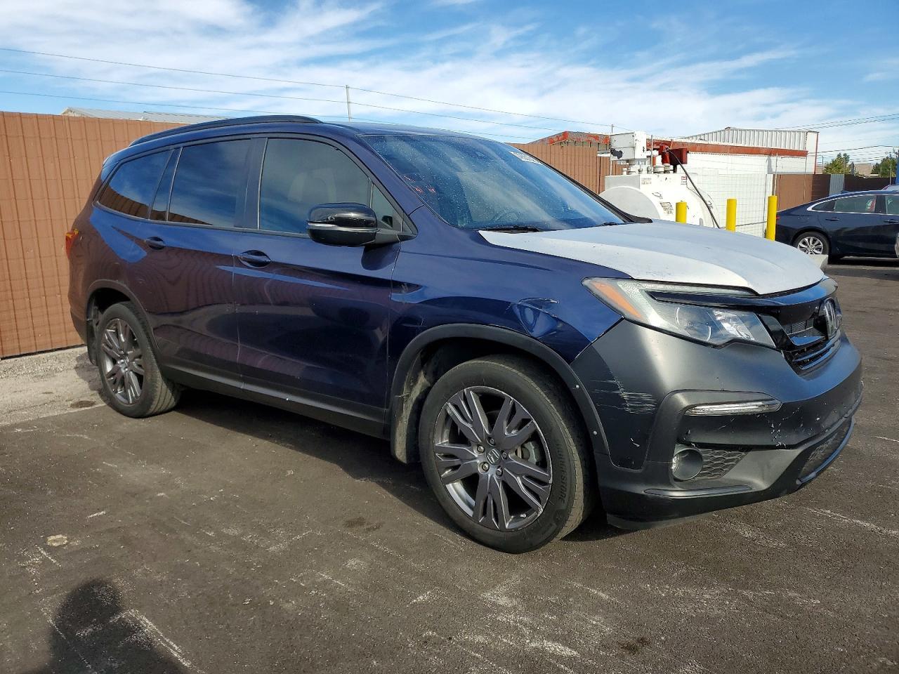 2022 Honda Pilot Sport - Image 4