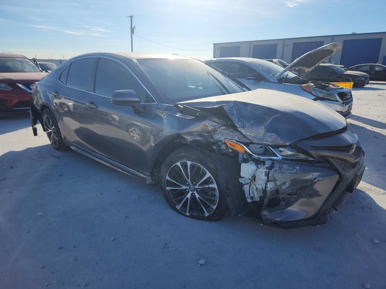 2018 Toyota Camry L - Image 4