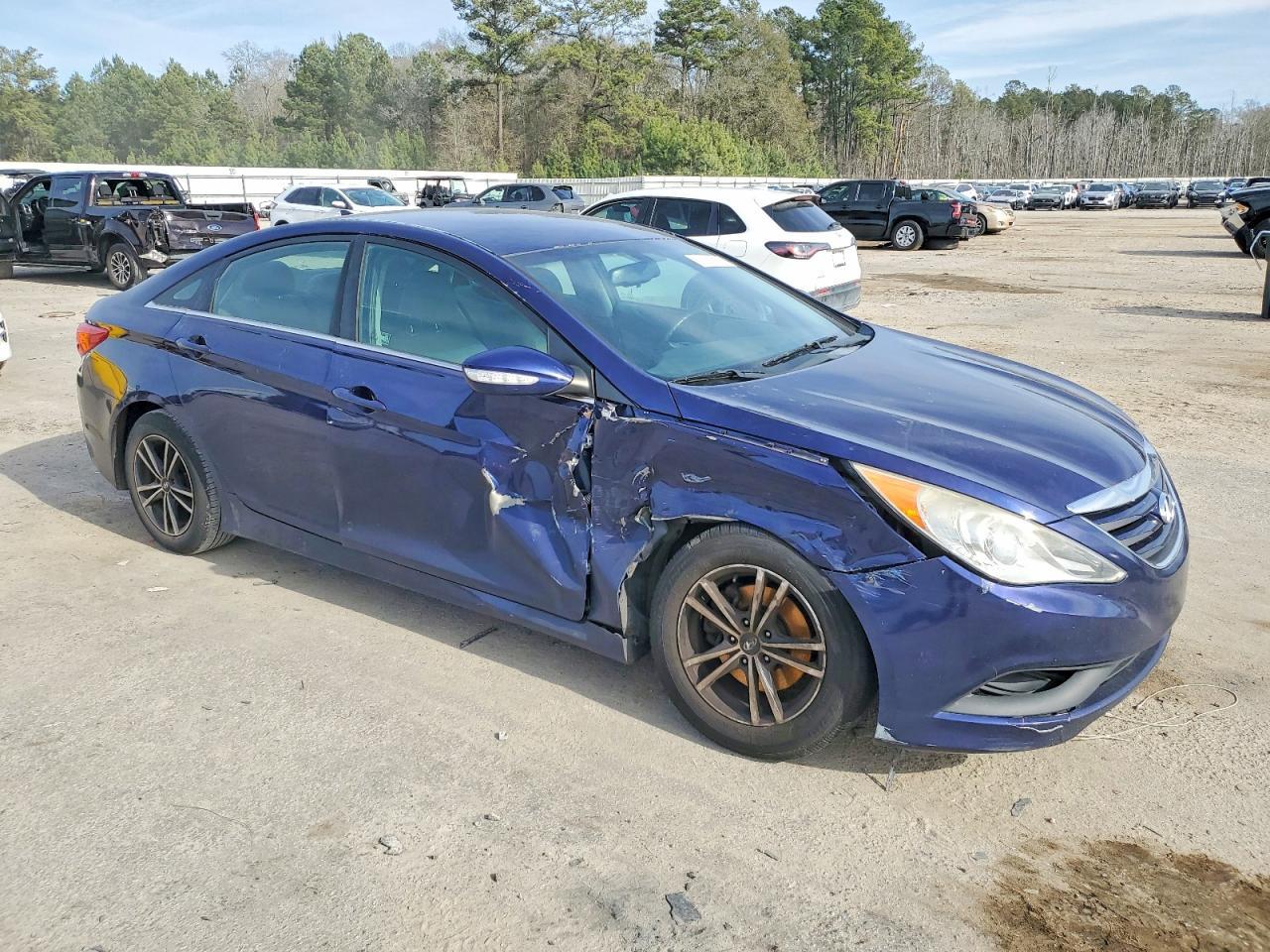 2014 Hyundai Sonata Gls - Image 4