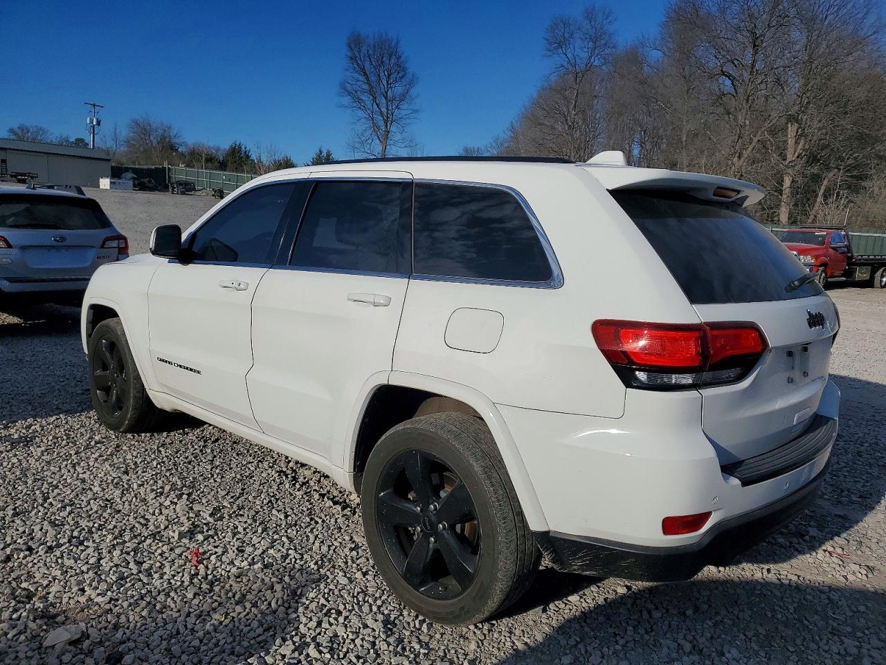 2015 Jeep Grand Cherokee Laredo - Фото 2
