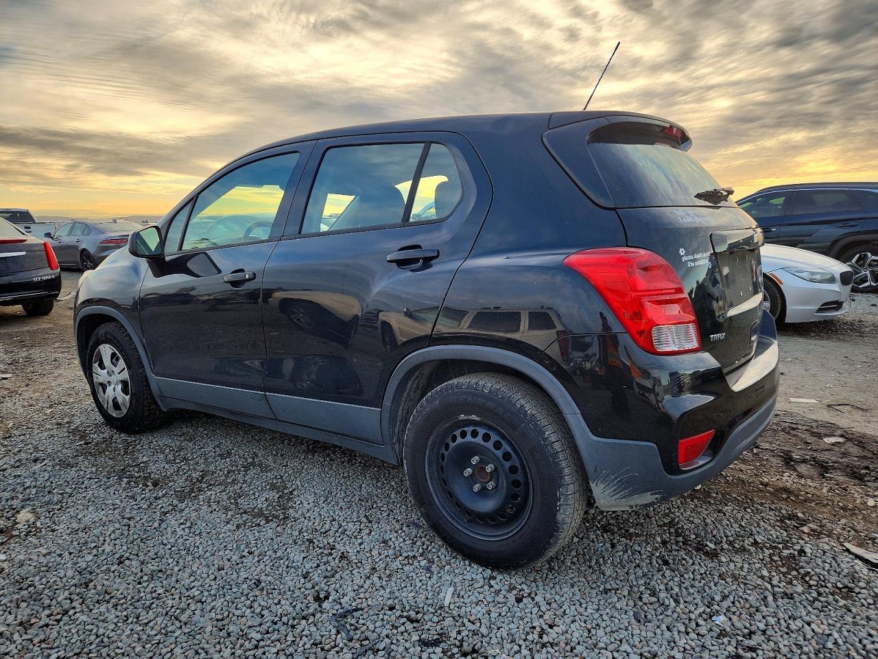 2017 Chevrolet Trax Ls - Image 2
