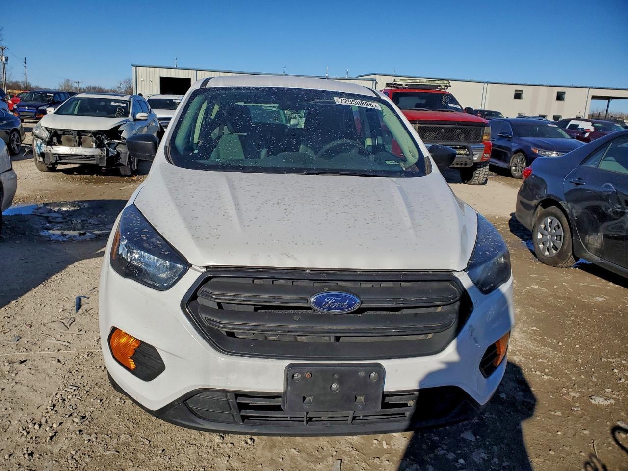 2019 Ford Escape S - Фото 5